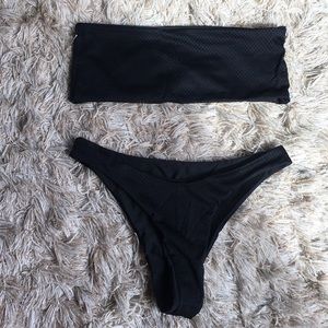 Black bikini